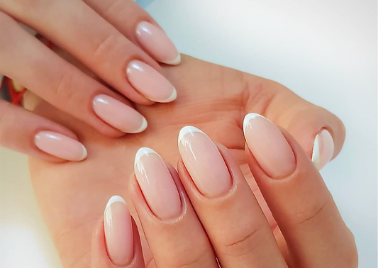 Manucure russe